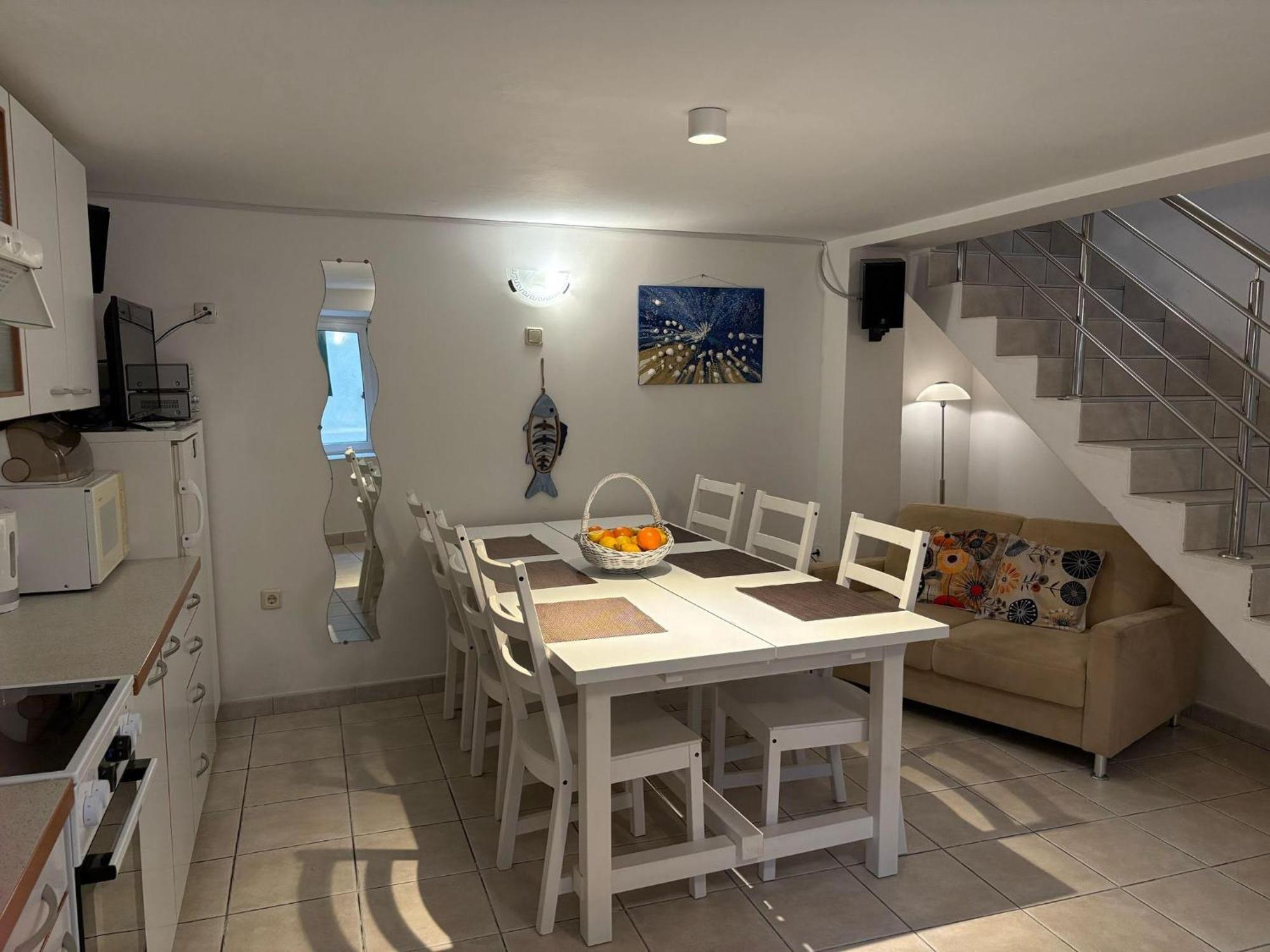 Stone Apartment พรีมอชเตน ภายนอก รูปภาพ